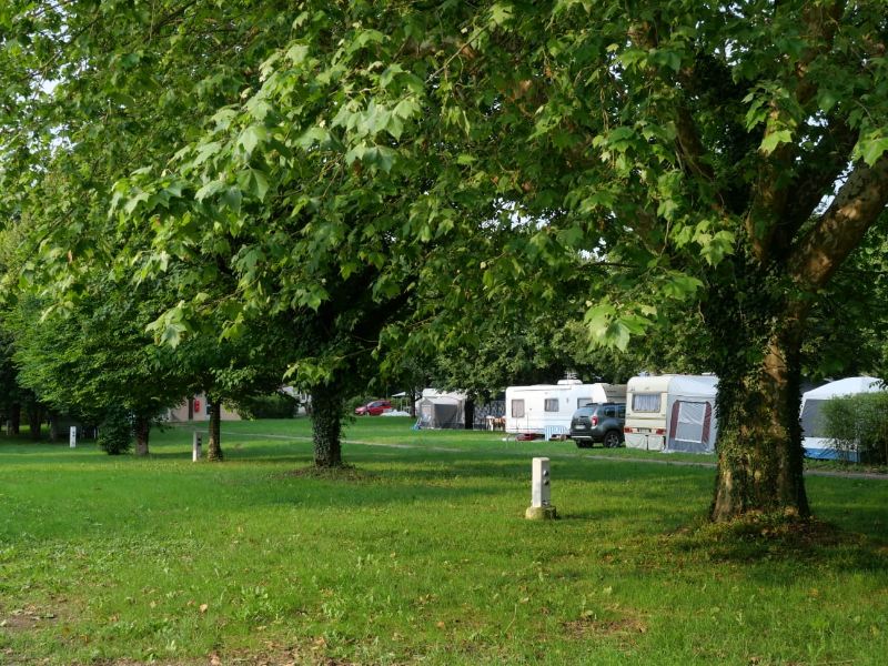 Emplacement pour camping-car